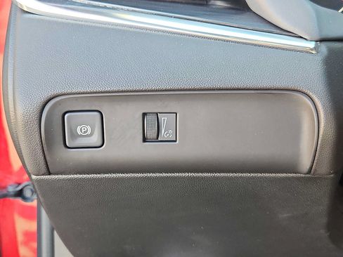 Used 2023 Buick Enclave Essence FWD image 22