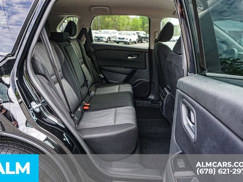 Used 2025 Nissan Rogue SV image 22