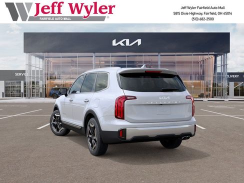 New 2025 Kia Telluride S image 4