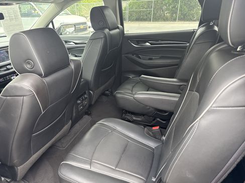 Certified 2020 Buick Enclave Avenir w/ Avenir Technology Package FWD image 7