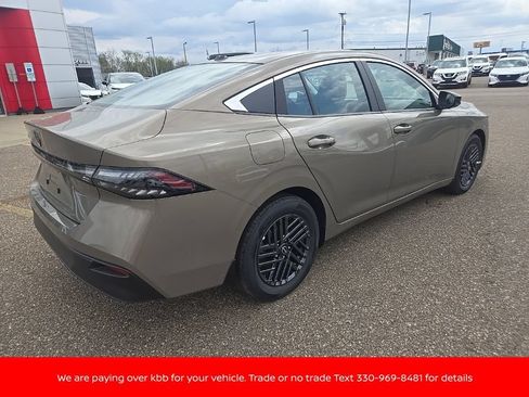 New 2026 Nissan Sentra SV w/ SV Convenience Package FWD image 7