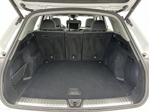 Used 2025 Audi Q5 Premium w/ Convenience Package AWD/4WD image 23