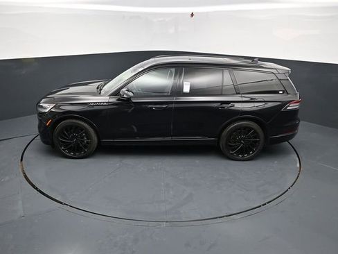 Used 2023 Lincoln Aviator Reserve w/ Equipment Group 201A AWD/4WD image 47