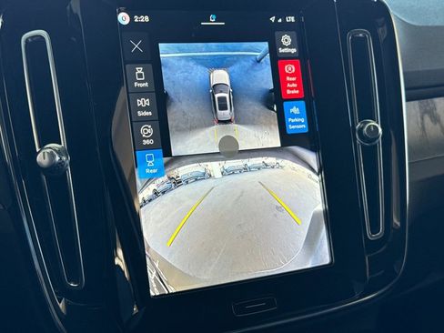 New 2026 Volvo XC40 B5 Plus w/ Climate Package image 19