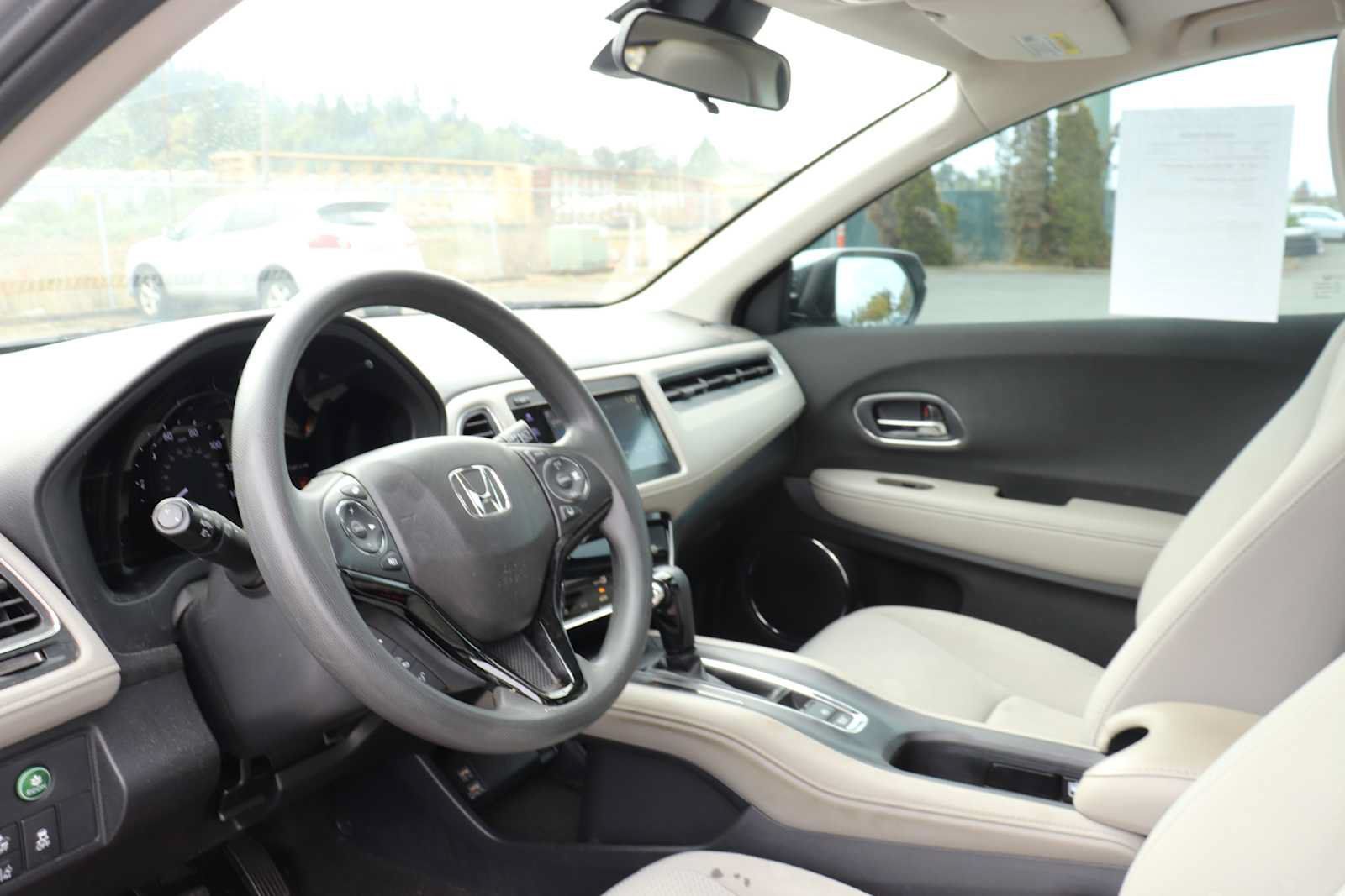 Used 2022 Honda HR-V EX image 10