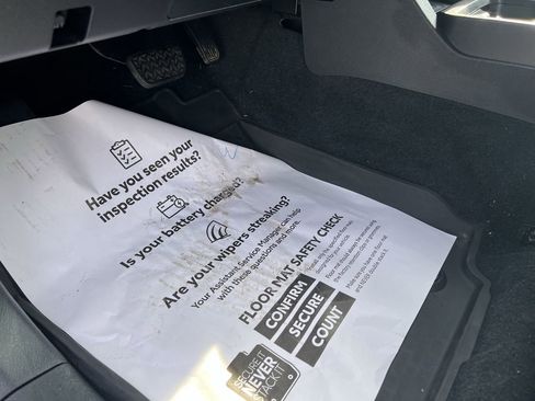 Used 2023 Toyota Tacoma TRD Sport image 17