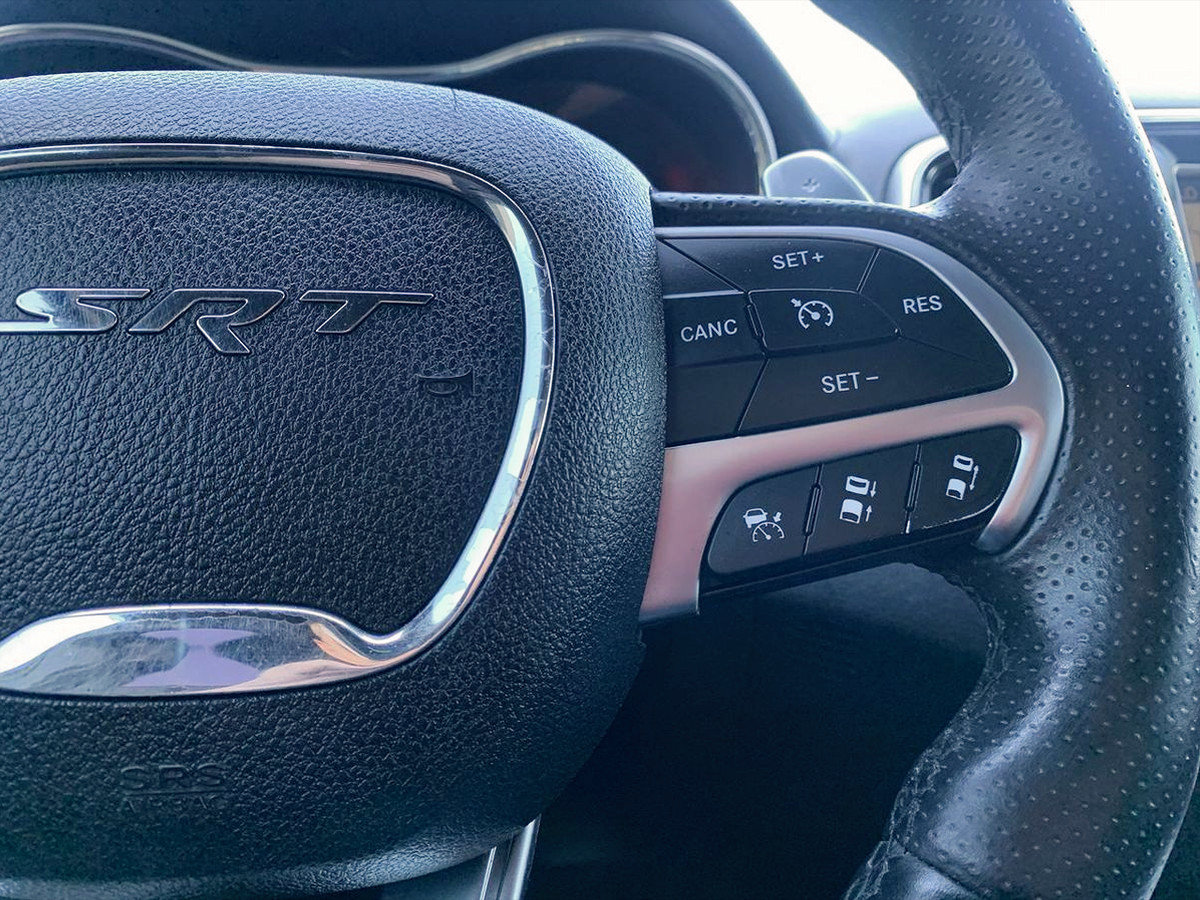 Used 2015 Jeep Grand Cherokee SRT w/ Luxury Group II AWD/4WD image 22
