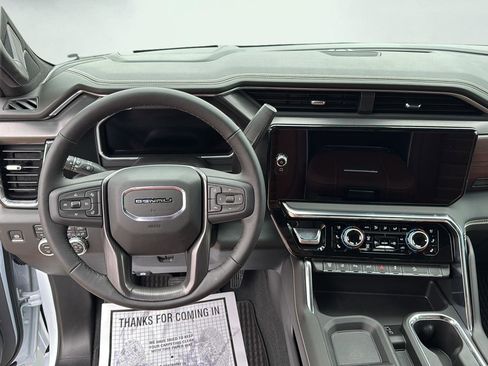 New 2026 GMC Sierra 3500 Denali Ultimate AWD/4WD image 10