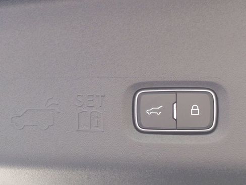 New 2025 Ford Expedition Platinum w/ Stealth Appearance Package image 13