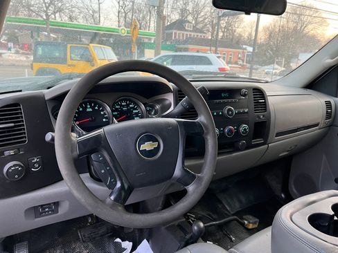 Used 2013 Chevrolet Silverado 3500 W/T w/ Snow Plow Prep Package image 10