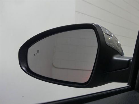 Used 2023 Kia Forte LXS w/ LXS Technology Package FWD image 14