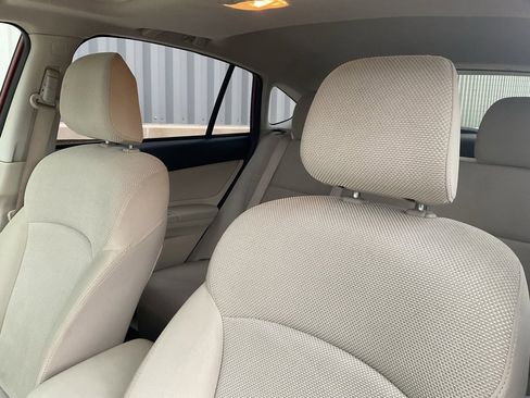 Used 2014 Subaru Crosstrek 2.0i Premium w/ Moonroof Package image 9