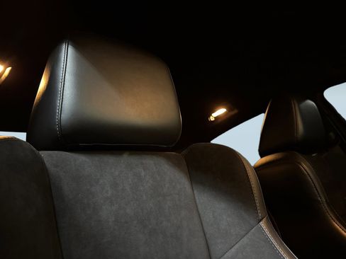 Used 2023 Dodge Charger R/T w/ Plus Group image 26