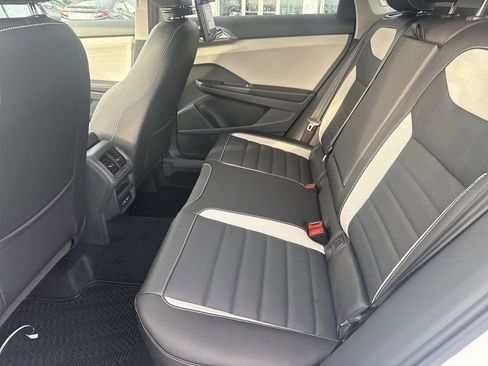New 2026 Volkswagen Taos SEL AWD/4WD image 27