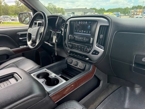Used 2018 GMC Sierra 1500 SLE w/ Suspension Package, Off-Road AWD/4WD image 21
