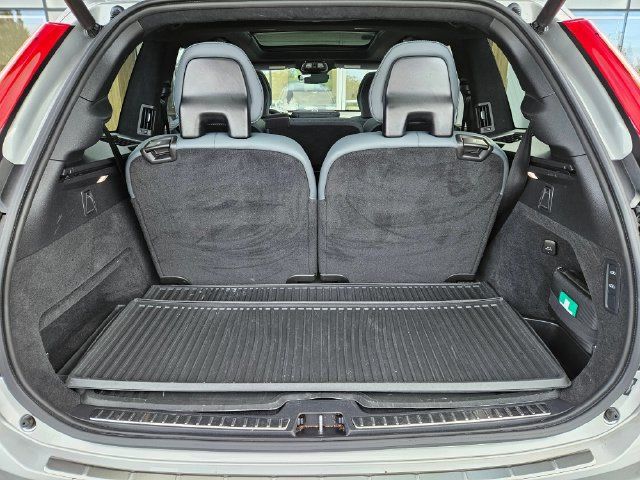 Certified 2024 Volvo XC90 B6 Ultimate w/ Lounge Package AWD/4WD image 12