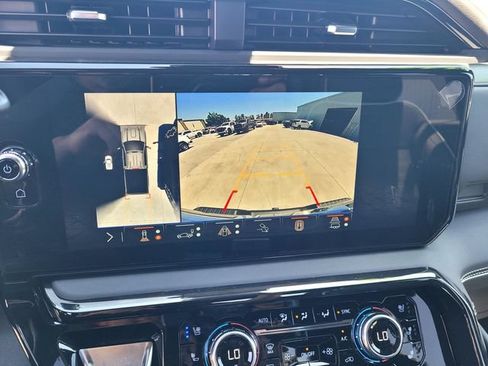 New 2026 GMC Sierra 2500 AT4X w/ LPO, Black Badging Package AWD/4WD image 15