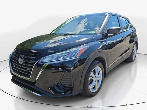 Used 2025 Nissan Kicks Play S FWD image 6