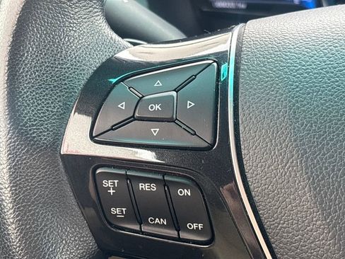 Used 2017 Ford Explorer Limited image 20