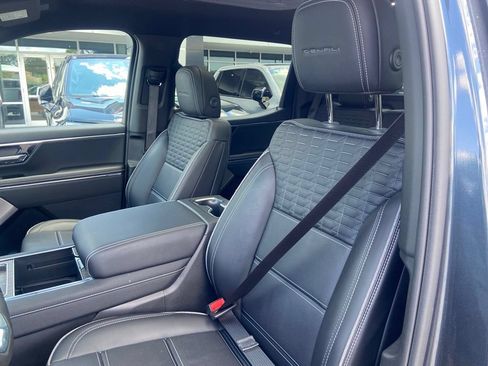 Used 2026 GMC Sierra EV Denali AWD/4WD image 11