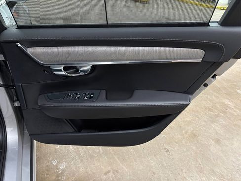 Certified 2024 Volvo S90 T8 Ultimate image 19