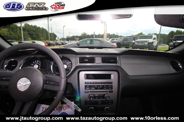 Used 2012 Ford Mustang GT w/ Security Pkg RWD image 15