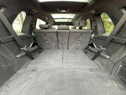 Certified 2024 BMW X7 M60i w/ Executive Package image 17