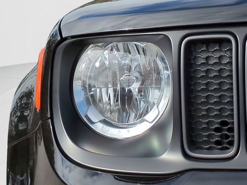 Used 2022 Jeep Renegade Trailhawk image 10