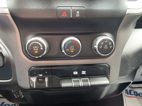 Used 2021 RAM 2500 Big Horn AWD/4WD image 36