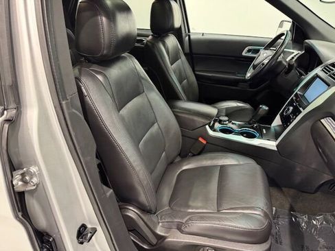 Used 2014 Ford Explorer Limited image 37