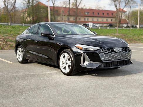 Used 2025 Audi A5 2.0T Premium w/ Convenience Package image 9