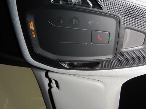 Used 2025 Audi A5 2.0T Premium image 8