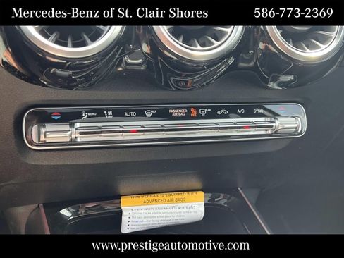 Used 2026 Mercedes-Benz GLB 250 4MATIC image 22