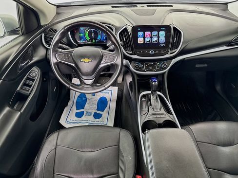 Used 2017 Chevrolet Volt LT w/ Comfort Package FWD image 28