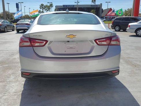 Used 2019 Chevrolet Malibu LT FWD image 9