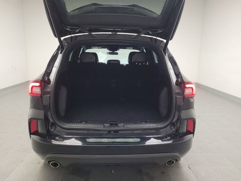 Used 2023 Ford Escape ST-Line AWD/4WD image 29