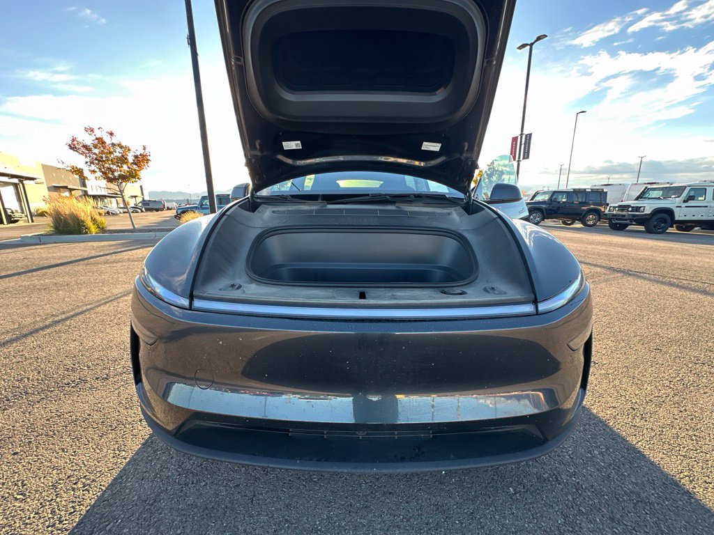Used 2026 Tesla Model Y Long Range AWD/4WD image 16