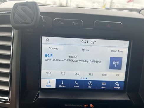 Used 2016 Ford F150 Lariat w/ Equipment Group 502A Luxury image 23