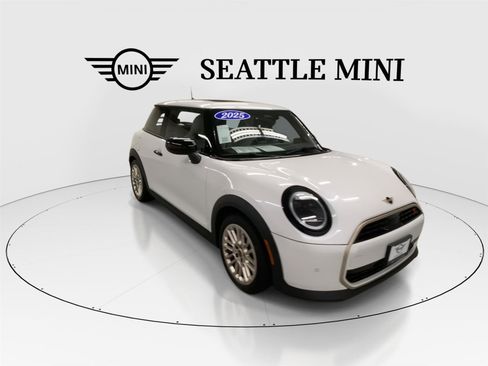 Certified 2025 MINI Cooper S image 2