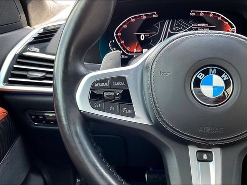 Used 2022 BMW X7 xDrive40i w/ M Sport Package AWD/4WD image 11