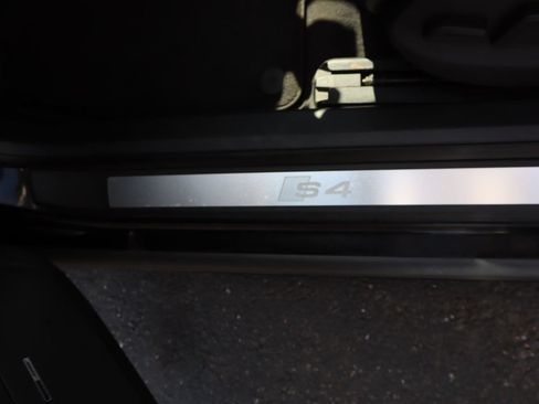 Used 2004 Audi S4 Sedan AWD/4WD image 33