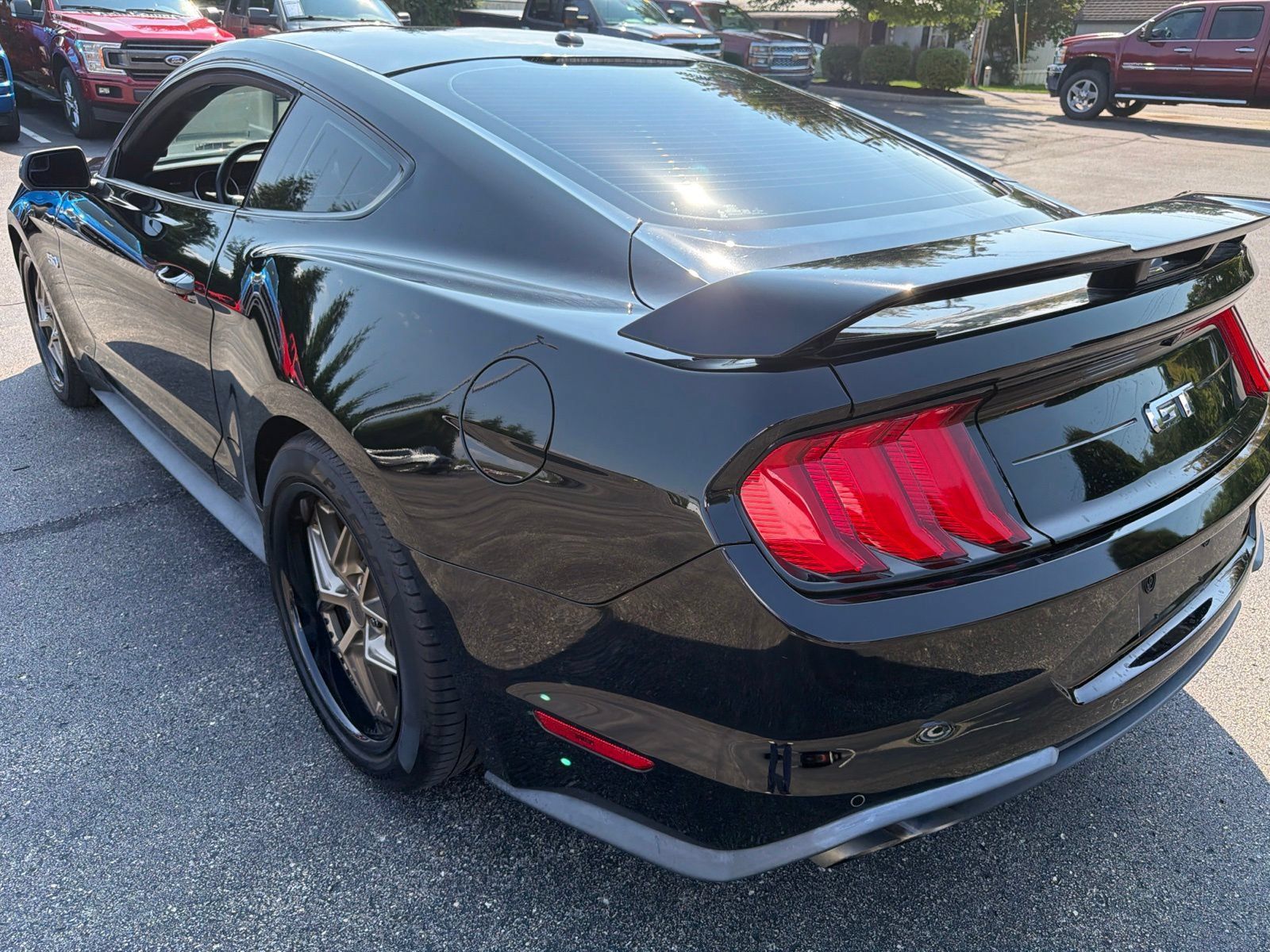Used 2019 Ford Mustang GT w/ GT Performance Package RWD image 3