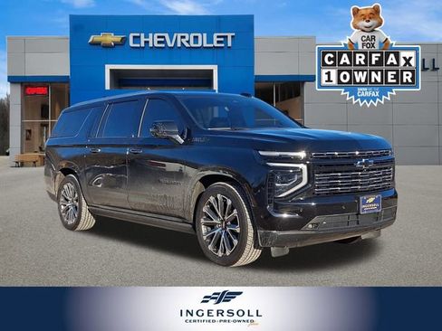 Used 2025 Chevrolet Suburban High Country image 1
