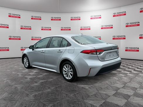 Used 2024 Toyota Corolla LE w/ LE Premium Package FWD image 7