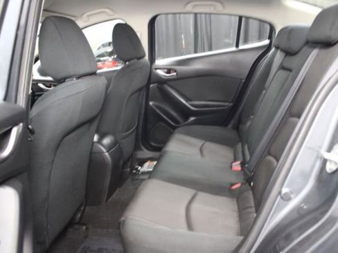 Used 2014 MAZDA MAZDA3 i Touring image 21