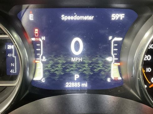 Used 2023 Jeep Gladiator Willys image 19