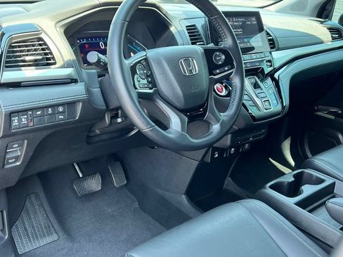 Used 2022 Honda Odyssey Touring image 19