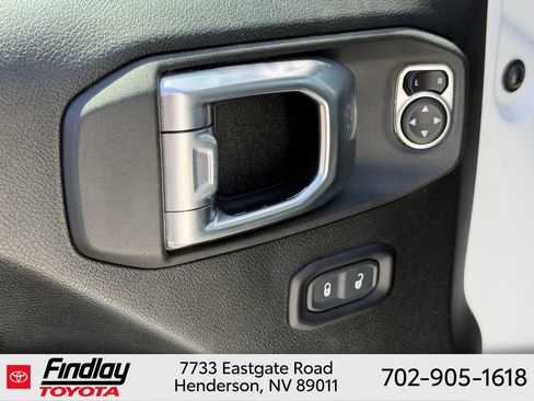 Used 2023 Jeep Gladiator Rubicon AWD/4WD image 21