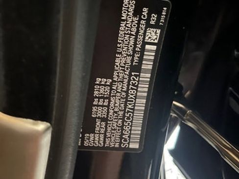 Used 2019 Rolls-Royce Wraith image 34