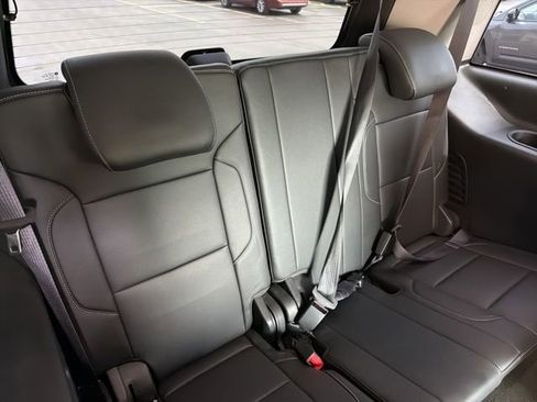 Used 2017 Chevrolet Tahoe LT AWD/4WD image 17